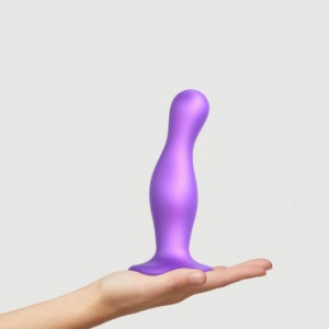 Фаллоимитатор Strap-On-Me Dildo Plug изогнутый, фиолетовый металлик L, 16,5 см